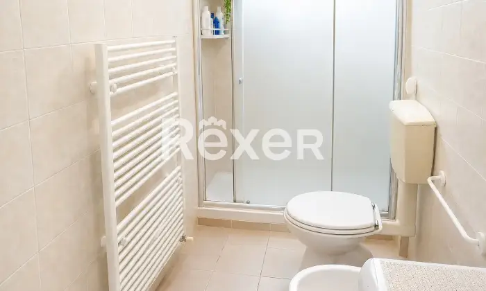 Rexer-Aulla-Trilocale-luminoso-con-balconi-e-cantina-pronto-da-vivere-Altro