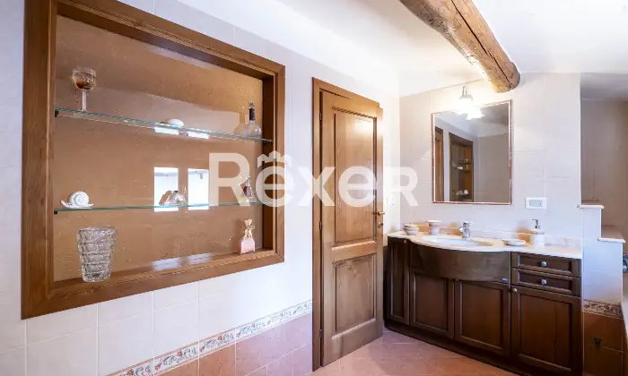Rexer-Bagno-a-Ripoli-Appartamento-in-villa-depoca-panoramico-sulle-colline-Altro