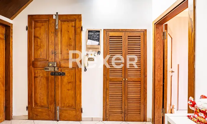 Rexer-Firenze-Ampio-bilocale-con-balcone-ultimo-piano-sottotetto-praticabile-Altro