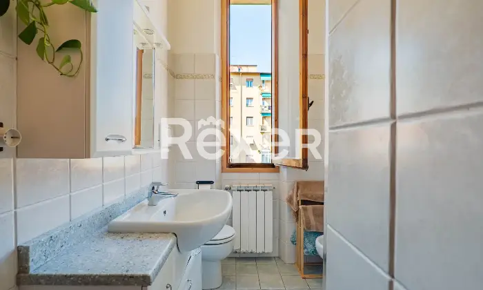 Rexer-Firenze-Ampio-bilocale-con-balcone-ultimo-piano-sottotetto-praticabile-Altro