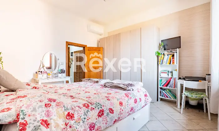 Rexer-Firenze-Ampio-bilocale-con-balcone-ultimo-piano-sottotetto-praticabile-Altro