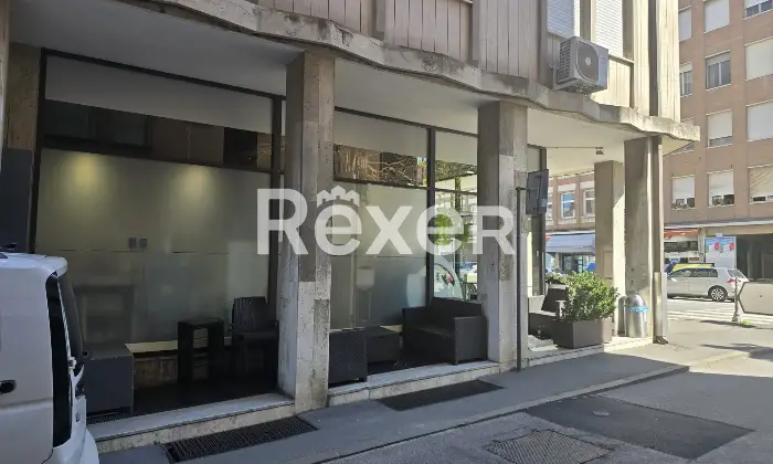 Rexer-Rovigo-Locale-commerciale-in-vendita-in-Corso-del-Popolo-a-Rovigo-Altro