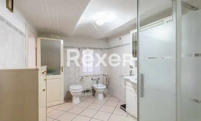Rexer-Bologna-Appartamento-in-centro-con-cantina-Altro