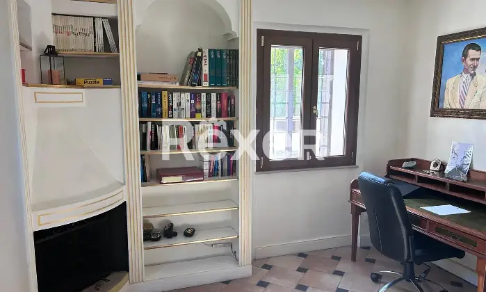 Rexer-Nepi-Villa-unifamiliare-con-giardino-privato-Altro