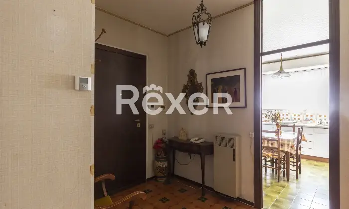 Rexer-Pesaro-Appartamento-luminoso-con-garage-vicino-al-centro-Altro