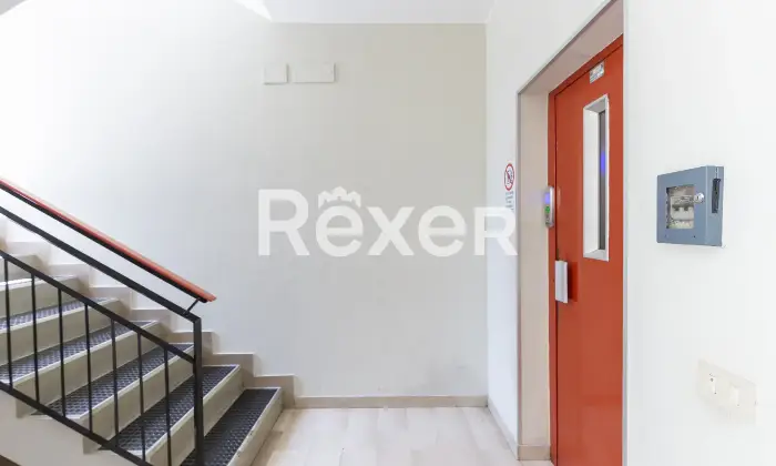 Rexer-Pesaro-Appartamento-luminoso-con-garage-vicino-al-centro-Altro