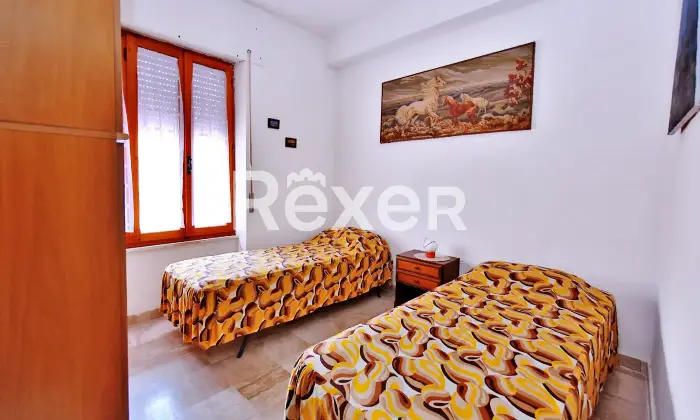 Rexer-Cala-Gonone-Appartamento-con-terrazza-a-livello-e-box-auto-Altro
