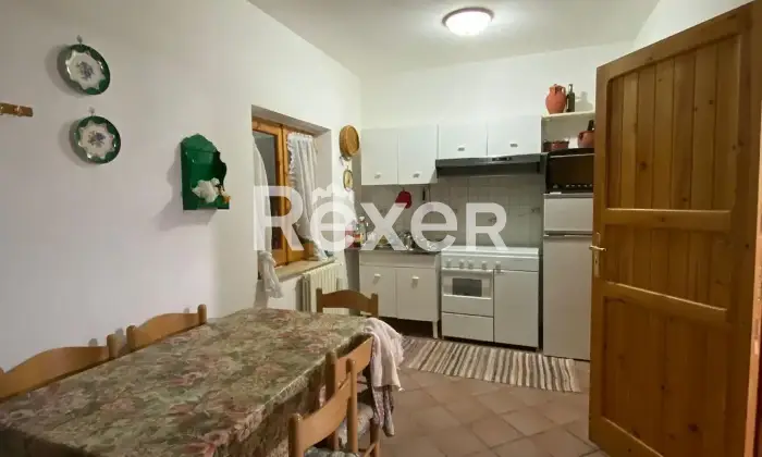 Rexer-Taverna-Villetta-in-vendita-in-Villaggio-Racise-a-Taverna-Altro