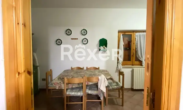 Rexer-Taverna-Villetta-in-vendita-in-Villaggio-Racise-a-Taverna-Altro