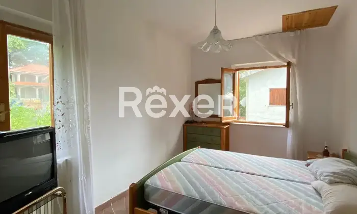Rexer-Taverna-Villetta-in-vendita-in-Villaggio-Racise-a-Taverna-Altro