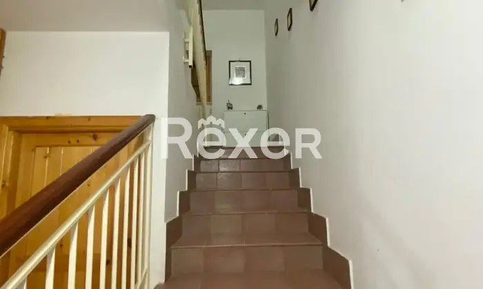 Rexer-Taverna-Villetta-in-vendita-in-Villaggio-Racise-a-Taverna-Altro
