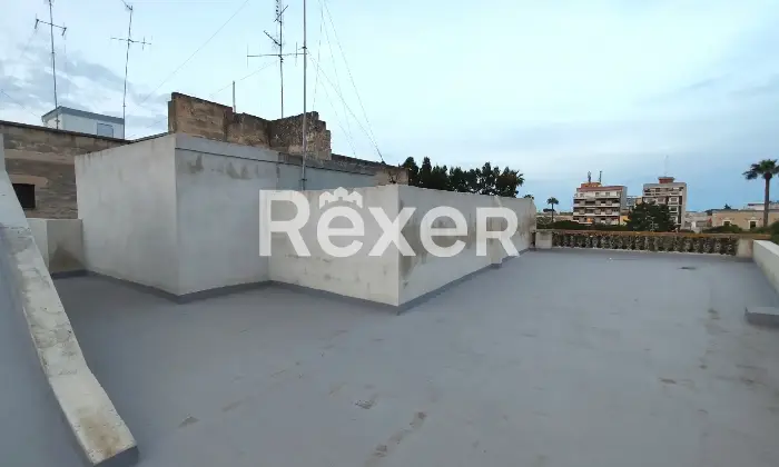 Rexer-Bari-Trilocale-semindipendente-con-lastrico-solare-di-propriet-Altro