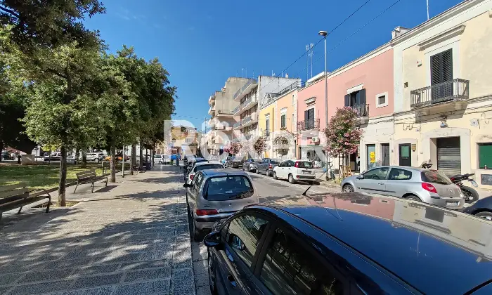 Rexer-Bari-Trilocale-semindipendente-con-lastrico-solare-di-propriet-Altro