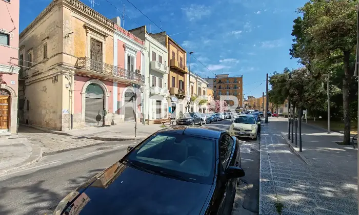 Rexer-Bari-Trilocale-semindipendente-con-lastrico-solare-di-propriet-Altro