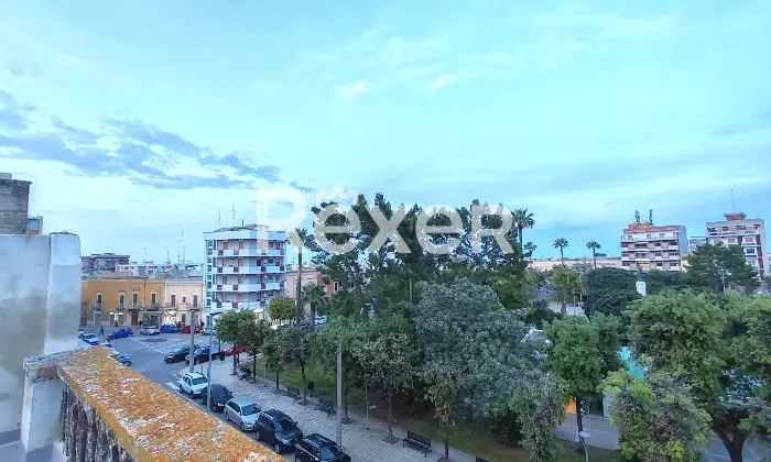 Rexer-Bari-Trilocale-semindipendente-con-lastrico-solare-di-propriet-Altro