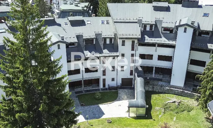Rexer-Bardonecchia-Appartamento-con-terrazzo-e-box-auto-in-stabile-servito-da-portineria-Altro