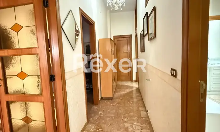 Rexer-Reggio-Calabria-Studio-A-con-cortile-privato-trasformabile-in-abitazione-piano-rialzato-Altro