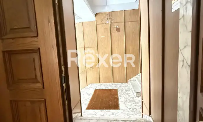 Rexer-Reggio-Calabria-Studio-A-con-cortile-privato-trasformabile-in-abitazione-piano-rialzato-Altro