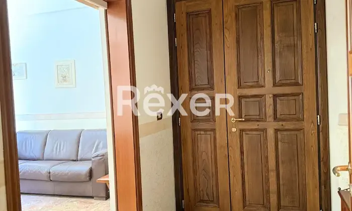Rexer-Reggio-Calabria-Studio-A-con-cortile-privato-trasformabile-in-abitazione-piano-rialzato-Altro