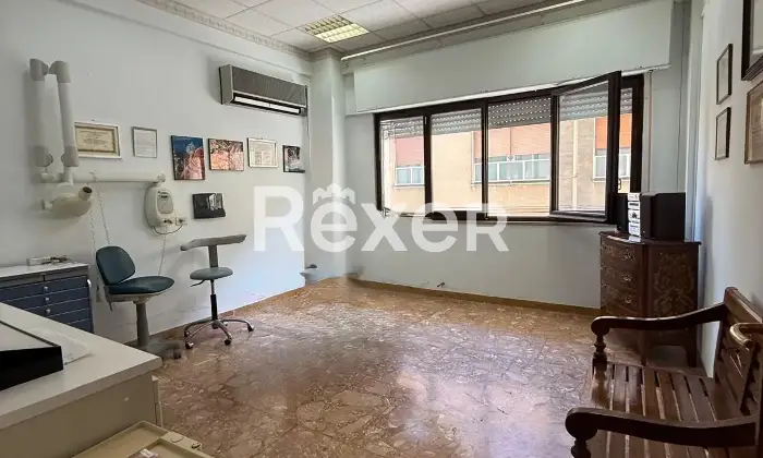 Rexer-Reggio-Calabria-Studio-A-con-cortile-privato-trasformabile-in-abitazione-piano-rialzato-Altro