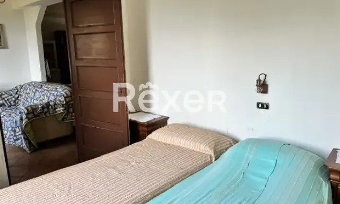 Rexer-Perinaldo-Casa-indipendente-in-vendita-in-Strada-Begliun-a-Perinaldo-CameraDaLetto