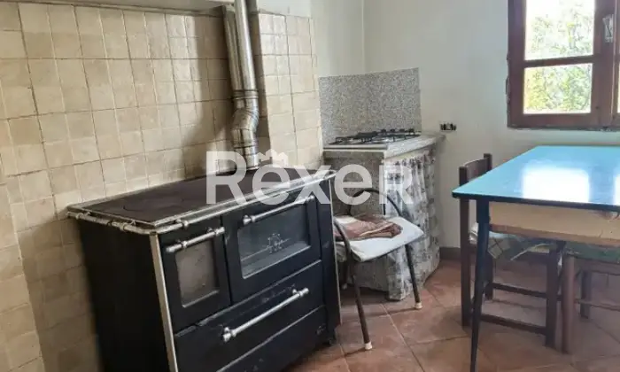Rexer-Perinaldo-Casa-indipendente-in-vendita-in-Strada-Begliun-a-Perinaldo-Cucina