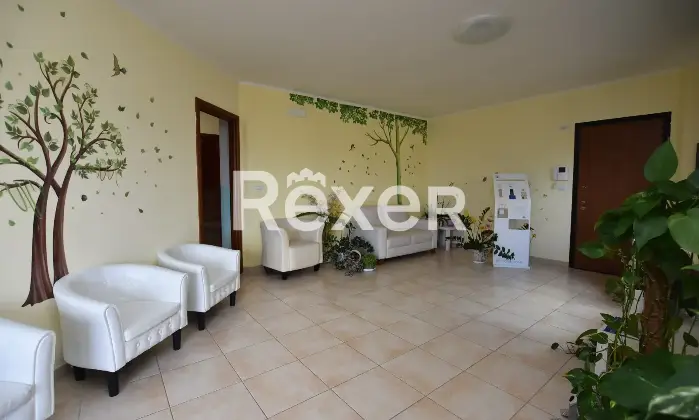 Rexer-Sassari-Appartamento-di-mq-locali-e-doppi-servizi-con-terrazzo-posto-auto-coperto-e-cantina-Soggiorno