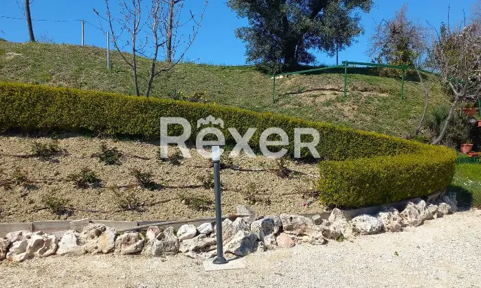 Rexer-Falerone-Casa-indipendente-ristrutturata-con-vista-panoramica-Altro