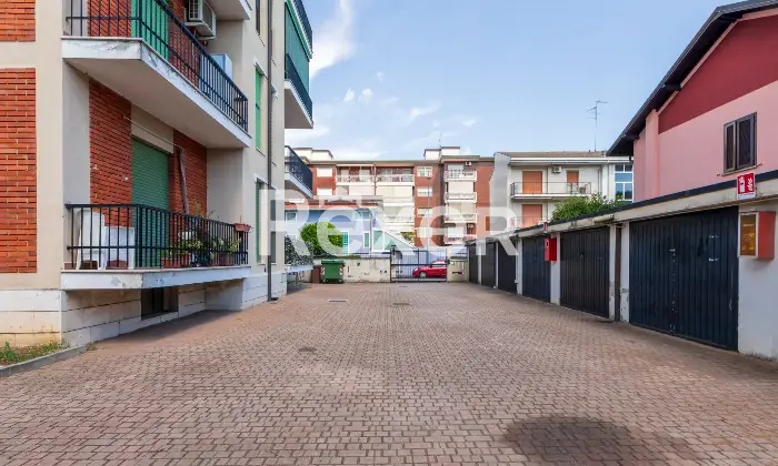 Rexer-Garbagnate-Milanese-Panoramico-locali-Altro