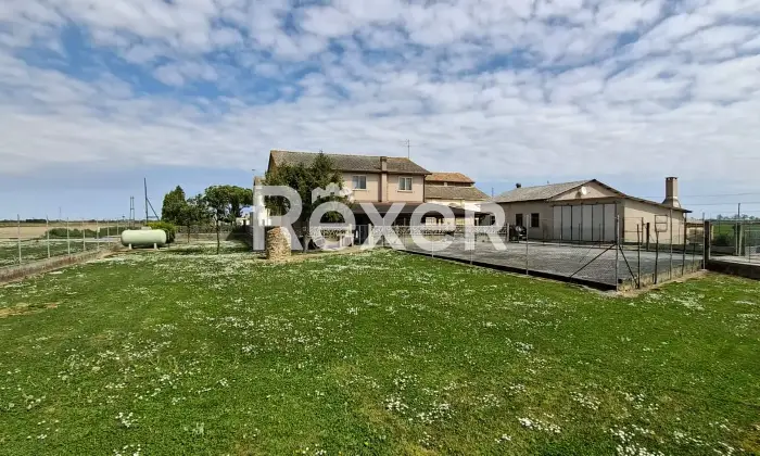 Rexer-Taglio-di-Po-Casa-di-campagna-con-capannone-in-vendita-in-Via-Lombardia-a-Taglio-di-Po-Altro