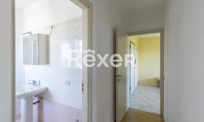 Rexer-Gabicce-Mare-Bilocale-con-balconcino-e-posto-auto-a-Gabicce-Mare-vicino-a-Cattolica-e-Pesaro-Altro