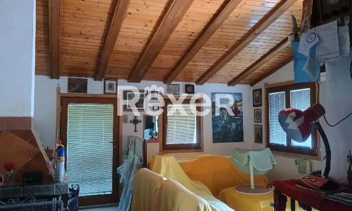 Rexer-Pian-del-Tivano-Appartamento-con-vista-panoramica-e-balconata-Altro