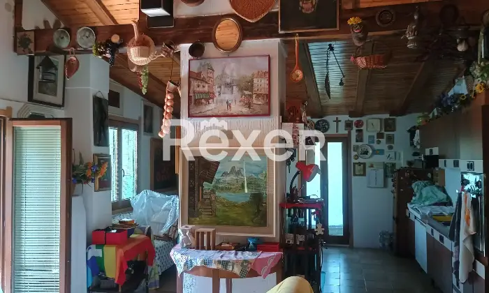 Rexer-Pian-del-Tivano-Appartamento-con-vista-panoramica-e-balconata-Altro