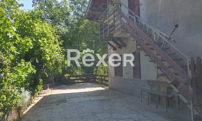 Rexer-Pian-del-Tivano-Appartamento-con-vista-panoramica-e-balconata-Altro