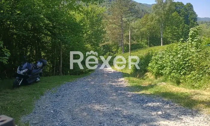 Rexer-Pian-del-Tivano-Appartamento-con-vista-panoramica-e-balconata-Altro