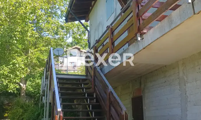 Rexer-Pian-del-Tivano-Appartamento-con-vista-panoramica-e-balconata-Altro