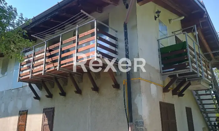 Rexer-Pian-del-Tivano-Appartamento-con-vista-panoramica-e-balconata-Altro