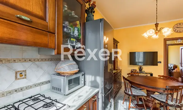 Rexer-Moncalieri-Trilocale-ultimo-piano-luminoso-e-panoramico-Altro