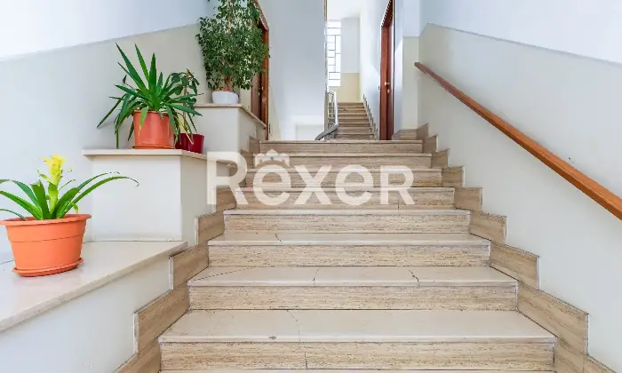 Rexer-Moncalieri-Trilocale-ultimo-piano-luminoso-e-panoramico-Altro