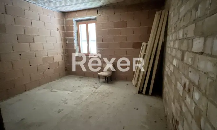 Rexer-Montottone-Casa-indipendente-con-corte-esclusiva-e-terreno-edificabile-vista-panoramica-Altro