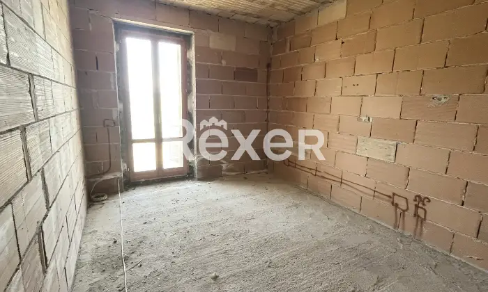 Rexer-Montottone-Casa-indipendente-con-corte-esclusiva-e-terreno-edificabile-vista-panoramica-Altro