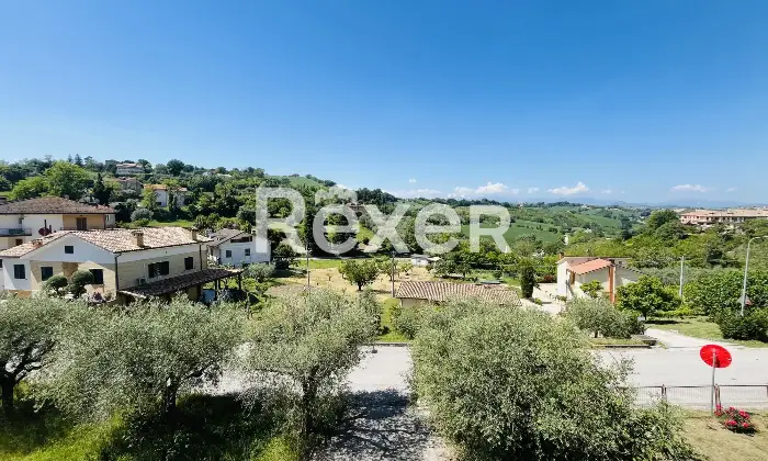Rexer-Montottone-Casa-indipendente-con-corte-esclusiva-e-terreno-edificabile-vista-panoramica-Altro