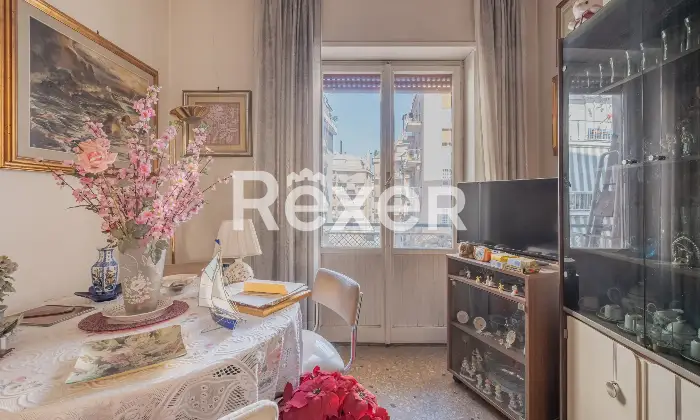 Rexer-Roma-Bilocale-con-balcone-in-zona-Via-delle-Sette-Chiese-Altro