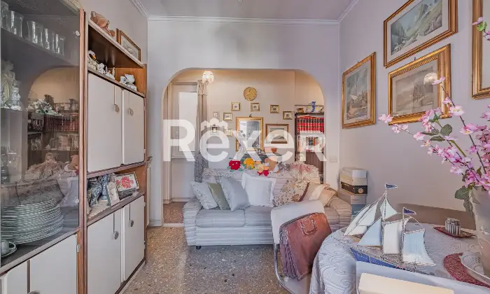 Rexer-Roma-Bilocale-con-balcone-in-zona-Via-delle-Sette-Chiese-Altro