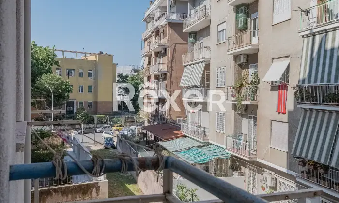 Rexer-Roma-Bilocale-con-balcone-in-zona-Via-delle-Sette-Chiese-Altro