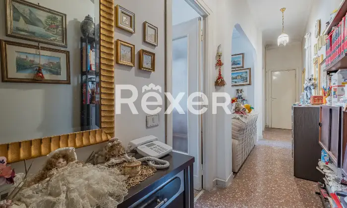 Rexer-Roma-Bilocale-con-balcone-in-zona-Via-delle-Sette-Chiese-Altro