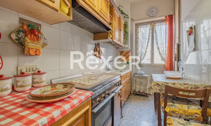 Rexer-Roma-Bilocale-con-balcone-in-zona-Via-delle-Sette-Chiese-Altro