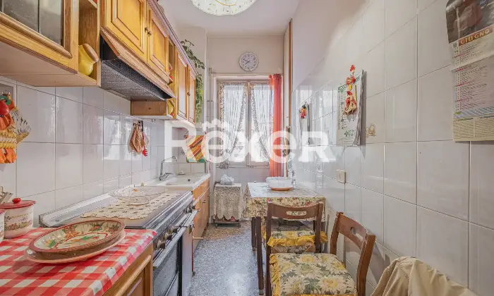 Rexer-Roma-Bilocale-con-balcone-in-zona-Via-delle-Sette-Chiese-Altro
