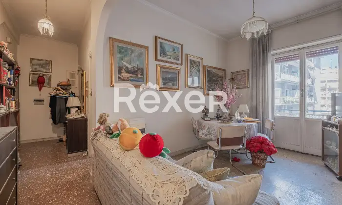 Rexer-Roma-Bilocale-con-balcone-in-zona-Via-delle-Sette-Chiese-Altro