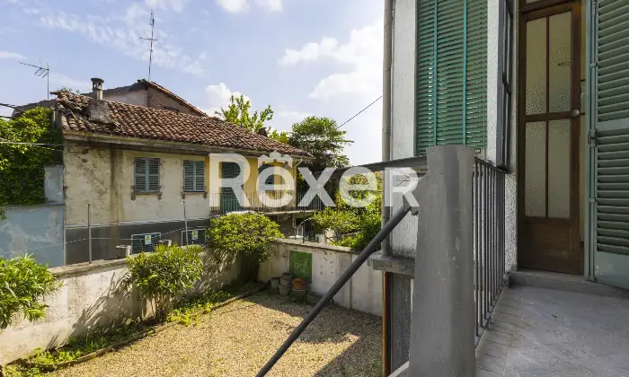 Rexer-Torino-Villetta-semi-indipendente-con-giardino-privato-Altro